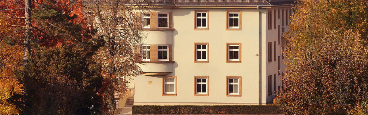  Außenansicht des Finanzamts Lichtenfels